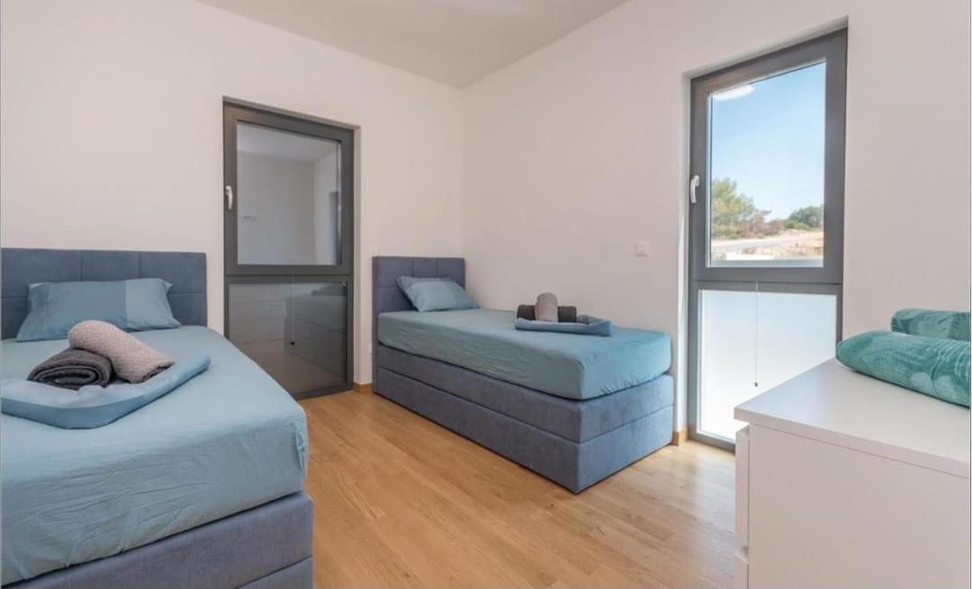 Dvj Apartments 3 Sveti Filip i Jakov Kültér fotó